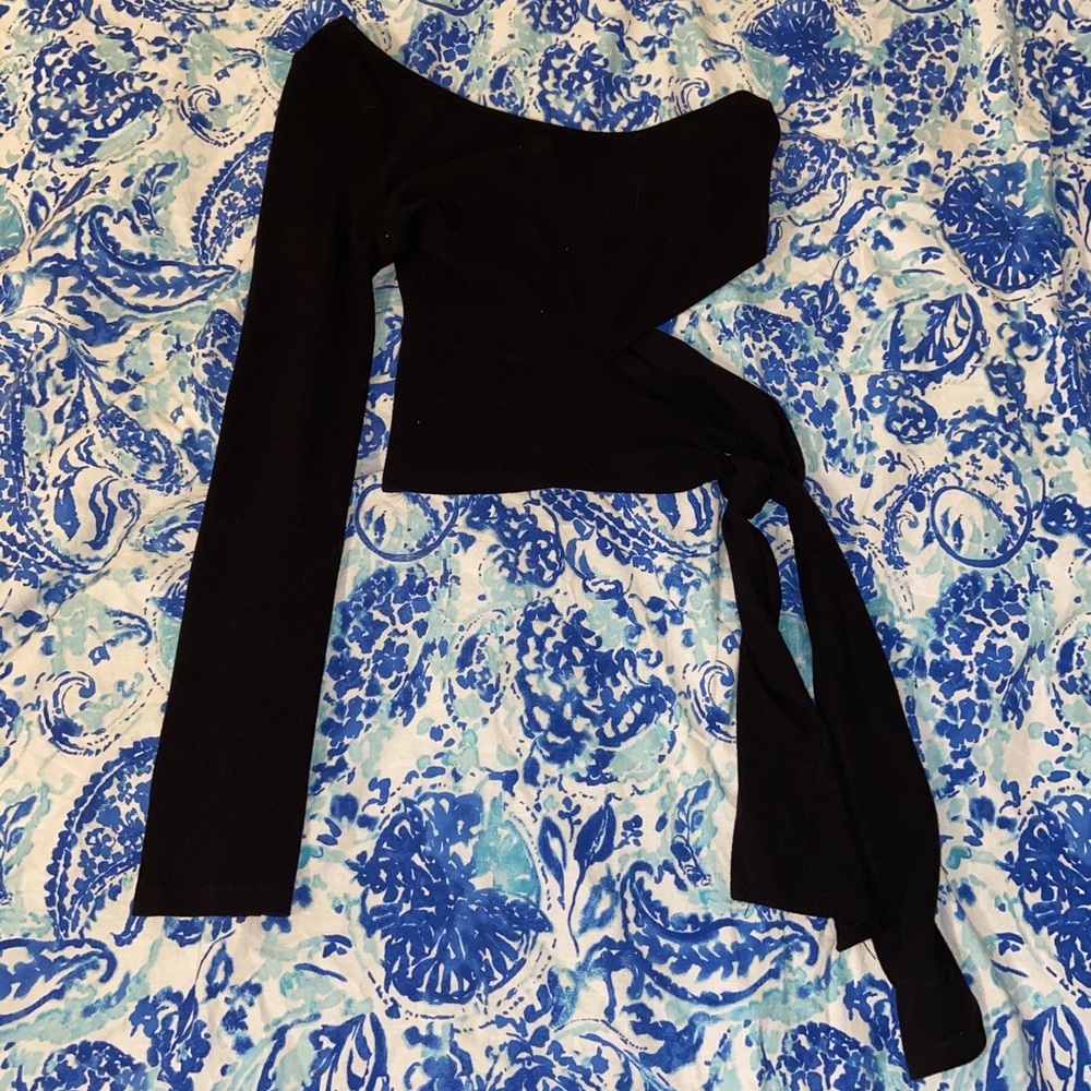 Long sleeve crop top